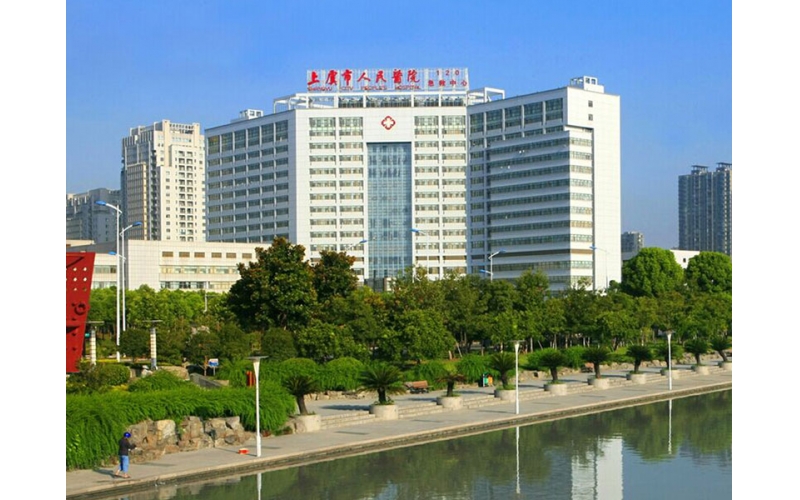 上虞醫(yī)院液晶廣告機項目安裝案例