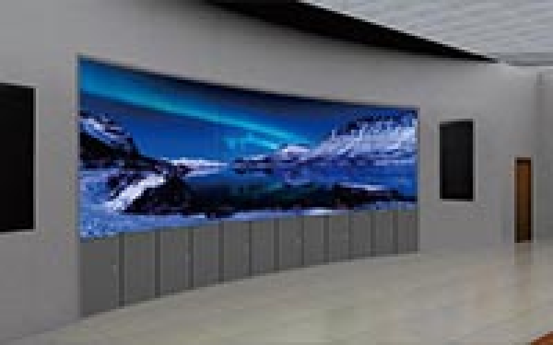 液晶拼接屏是怎么實(shí)現(xiàn)無縫拼接的？技術(shù)分析