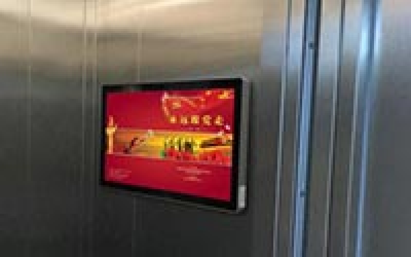 電梯廣告機是怎么實現(xiàn)聯(lián)網(wǎng)功能的